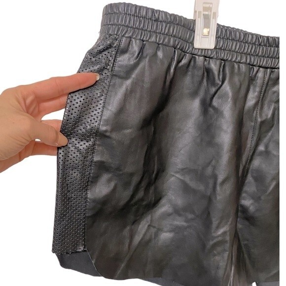 Forever 21 Faux Leather Mesh Side Cut-off Shorts - Picture 4 of 11